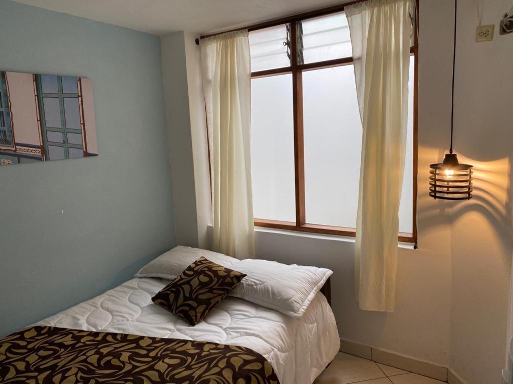 Hostel-Affordable Rooms With Private Bathroom San Juan Guatape Guatapé Exterior foto
